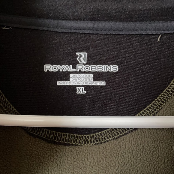 Zip Up Sweater - Picture 7 of 8